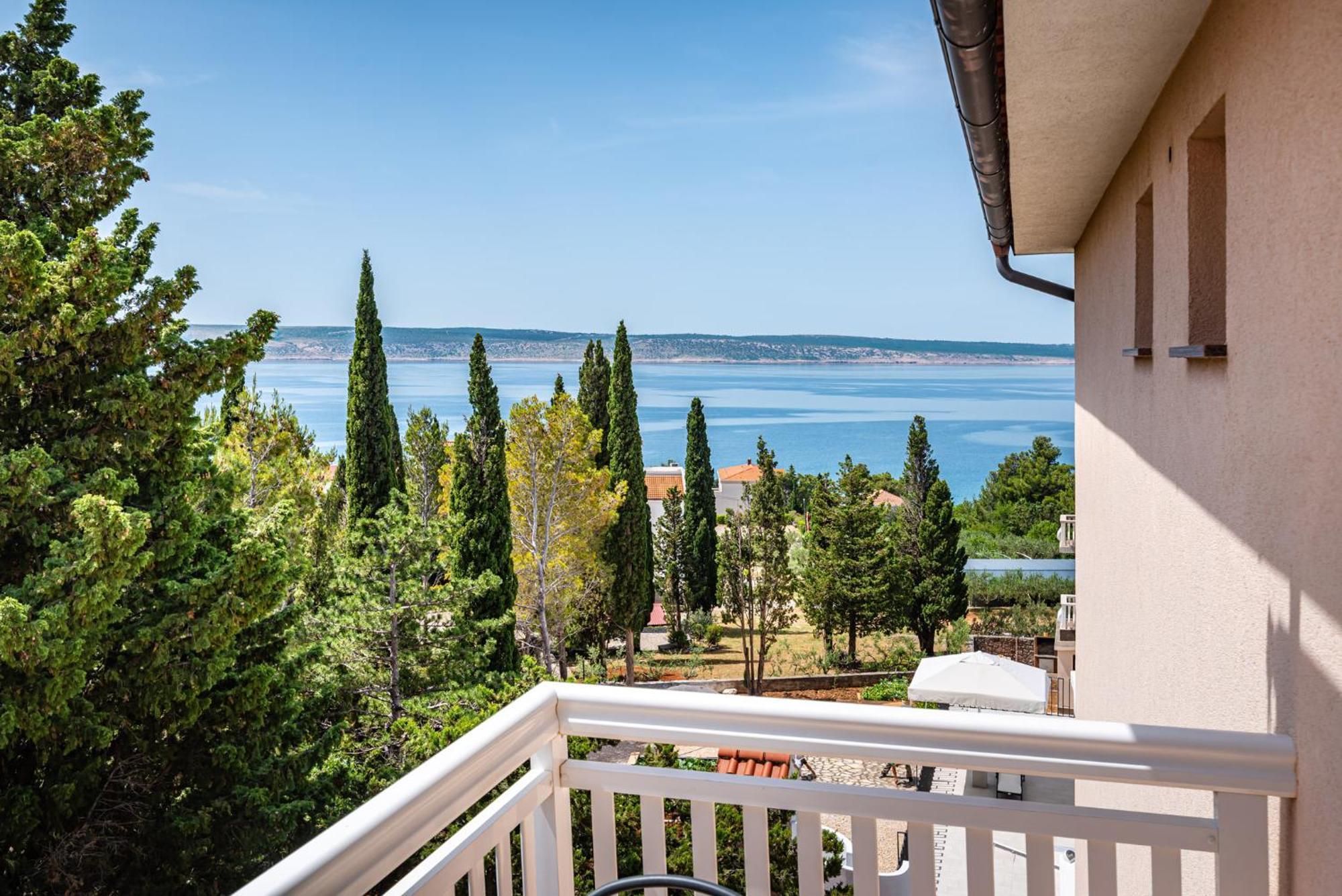 Apartments Prkacin 2 Starigrad Paklenica Exterior photo