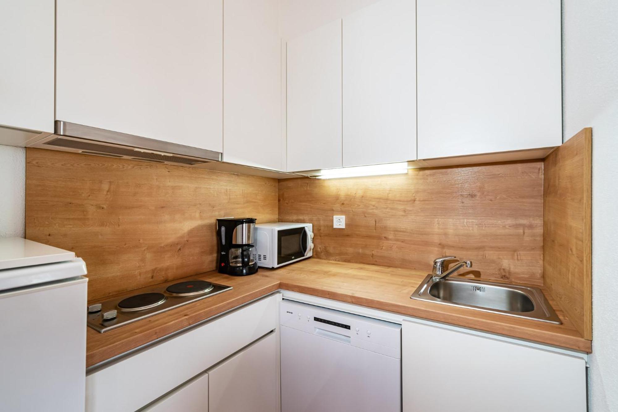 Apartments Prkacin 2 Starigrad Paklenica Exterior photo