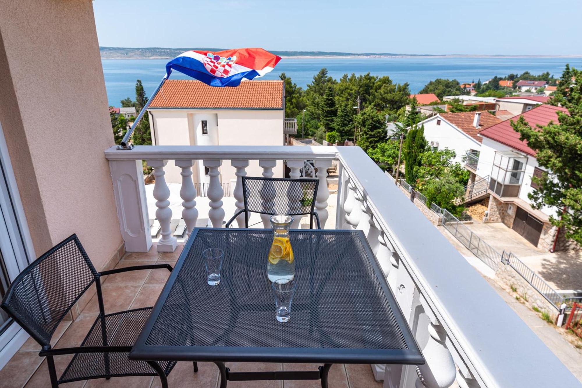 Apartments Prkacin 2 Starigrad Paklenica Exterior photo